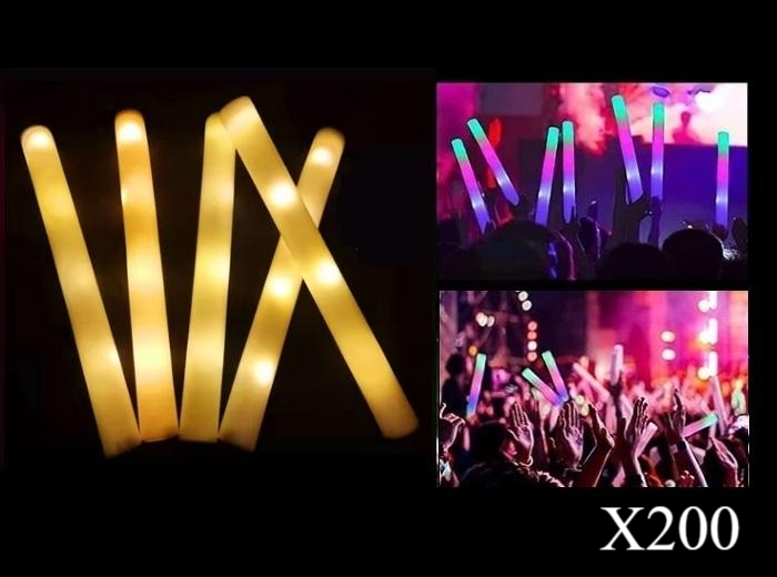 Lot de 200 Bâtons Lumineux LED en Mousse Jaune 47cm