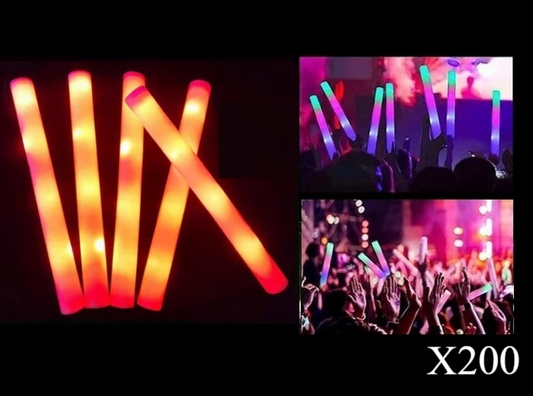 Lot de 200 Bâtons Lumineux LED en Mousse Rouge 47cm