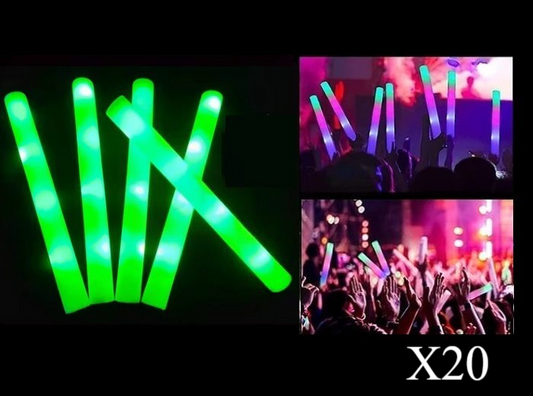 Lot de 20 Bâtons Lumineux LED en Mousse Vert 47cm